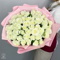 Букет Букет из 51 белой розы в упаковке