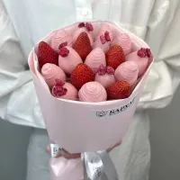 Букет Клубничный флирт