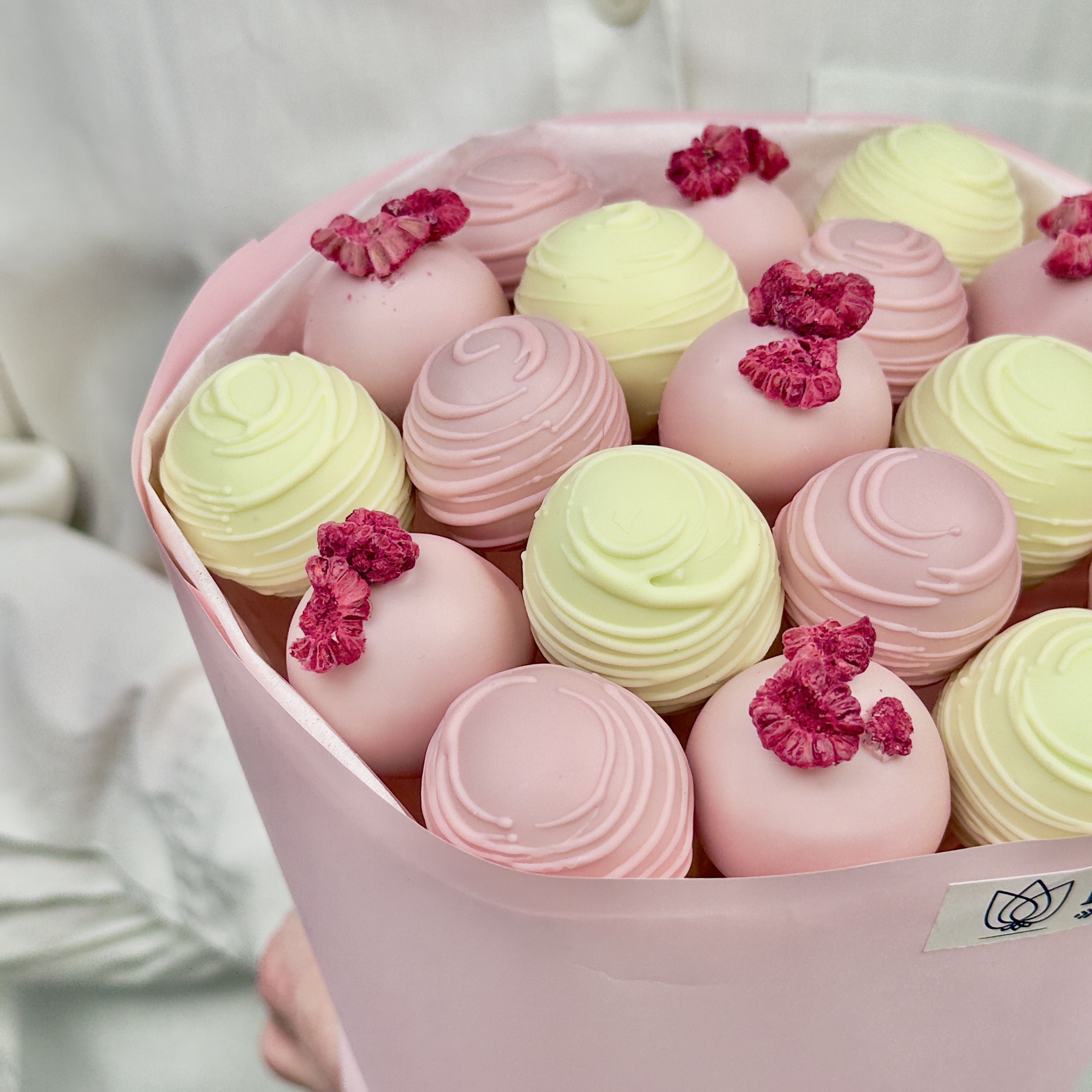 Букет Виноград в шоколаде Розовая пантера