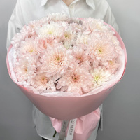 Букет Комбо-набор клубника, бананы и цветы "Искренний вкус"